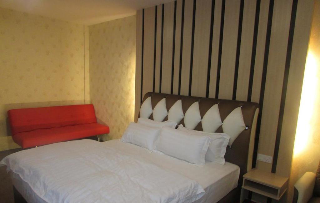Hotel Zamburger Бентонг Екстериор снимка