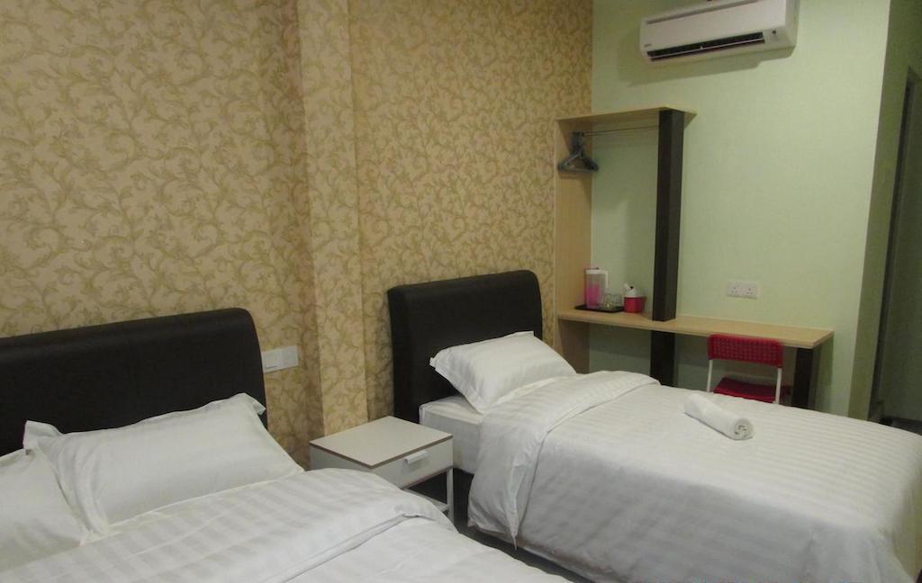 Hotel Zamburger Бентонг Екстериор снимка