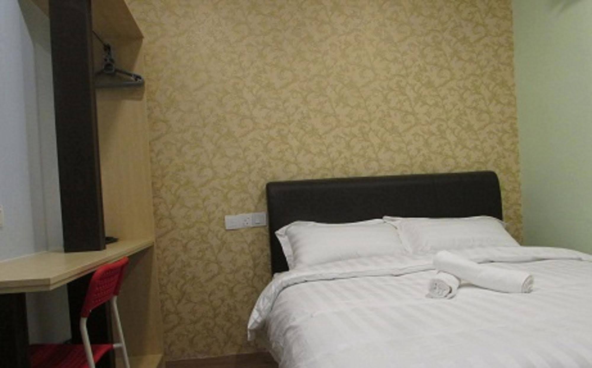 Hotel Zamburger Бентонг Екстериор снимка