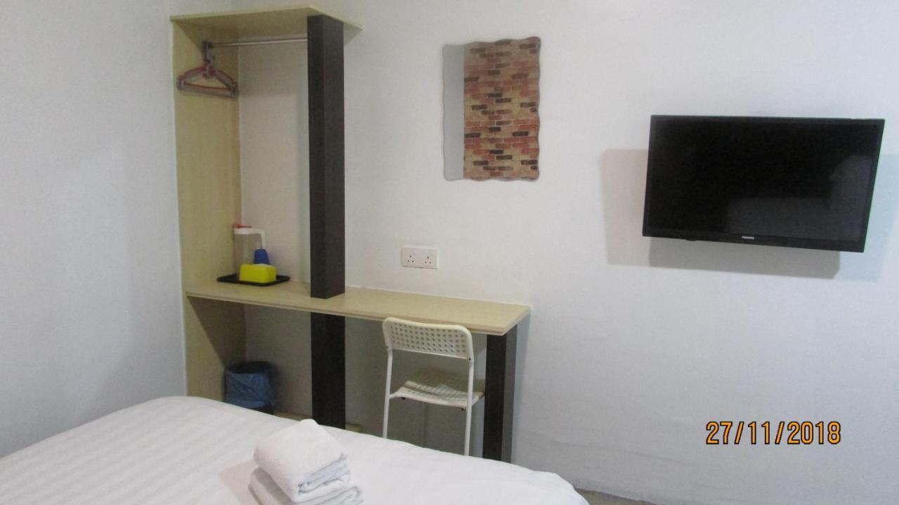 Hotel Zamburger Бентонг Екстериор снимка