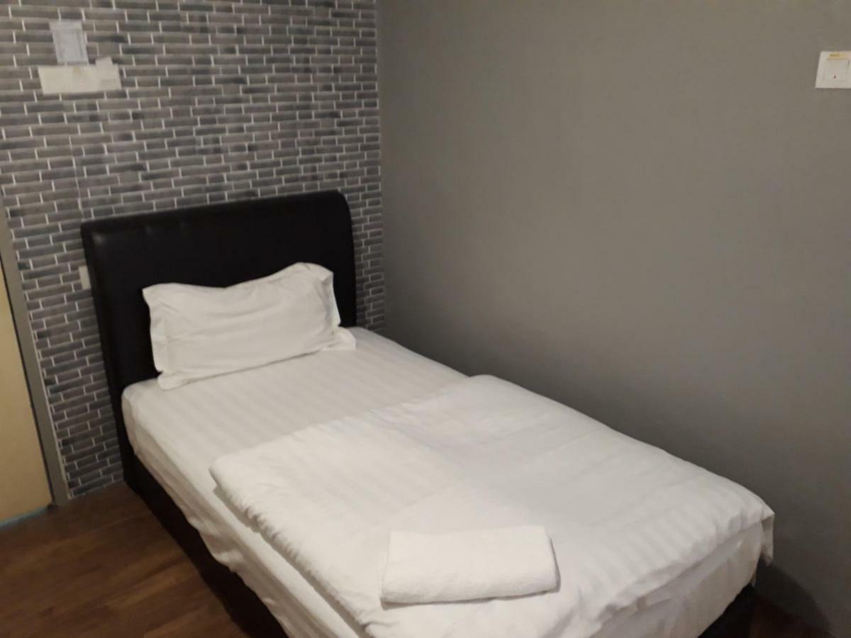 Hotel Zamburger Бентонг Екстериор снимка