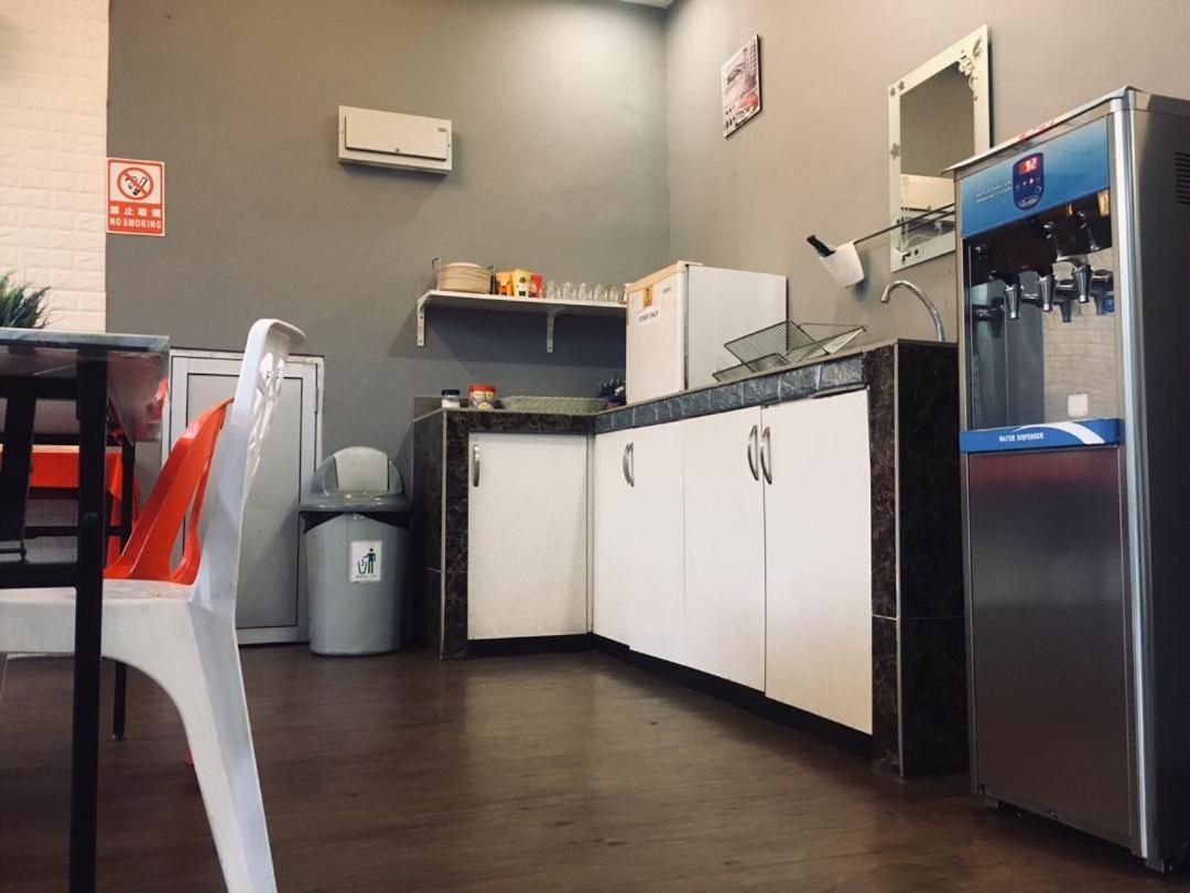Hotel Zamburger Бентонг Екстериор снимка